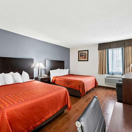 Surestay Plus Hotel By Best Western Lubbock Medical Center Kültér fotó