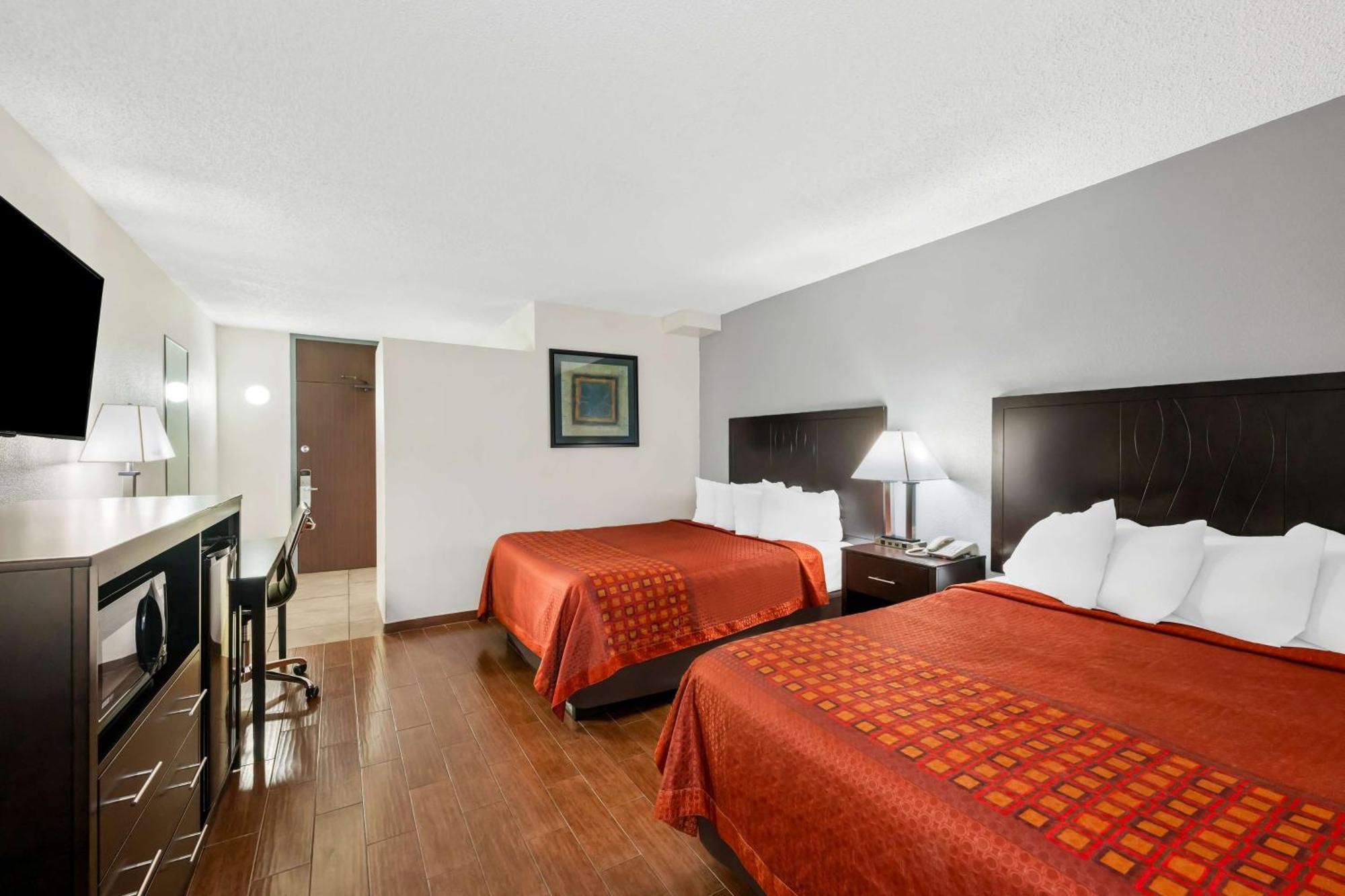 Surestay Plus Hotel By Best Western Lubbock Medical Center Kültér fotó