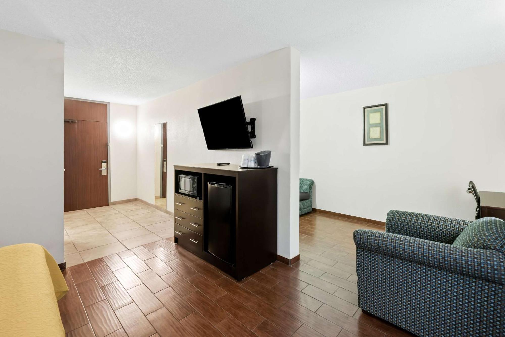 Surestay Plus Hotel By Best Western Lubbock Medical Center Kültér fotó