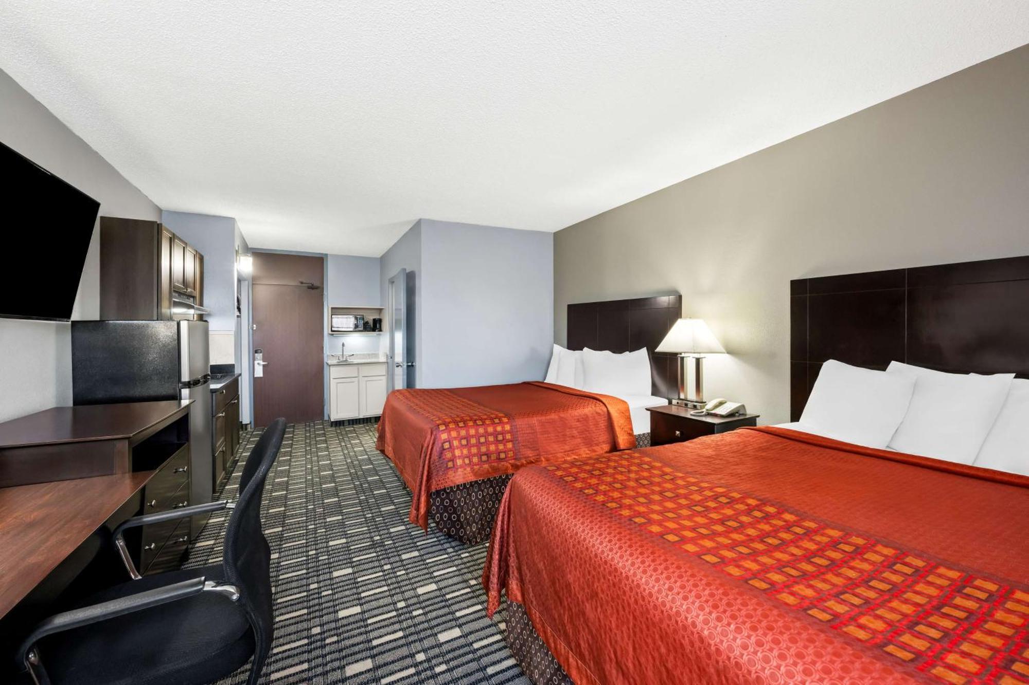 Surestay Plus Hotel By Best Western Lubbock Medical Center Kültér fotó