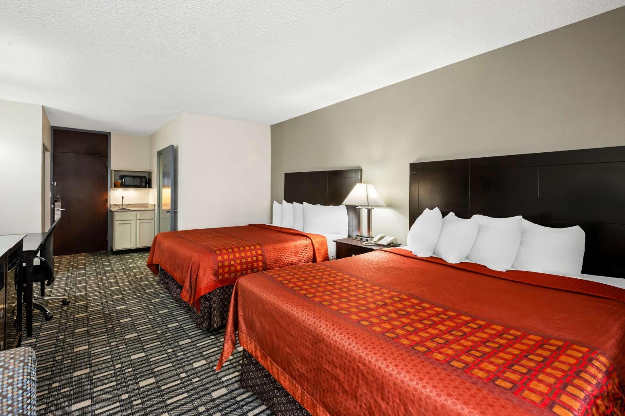 Surestay Plus Hotel By Best Western Lubbock Medical Center Kültér fotó