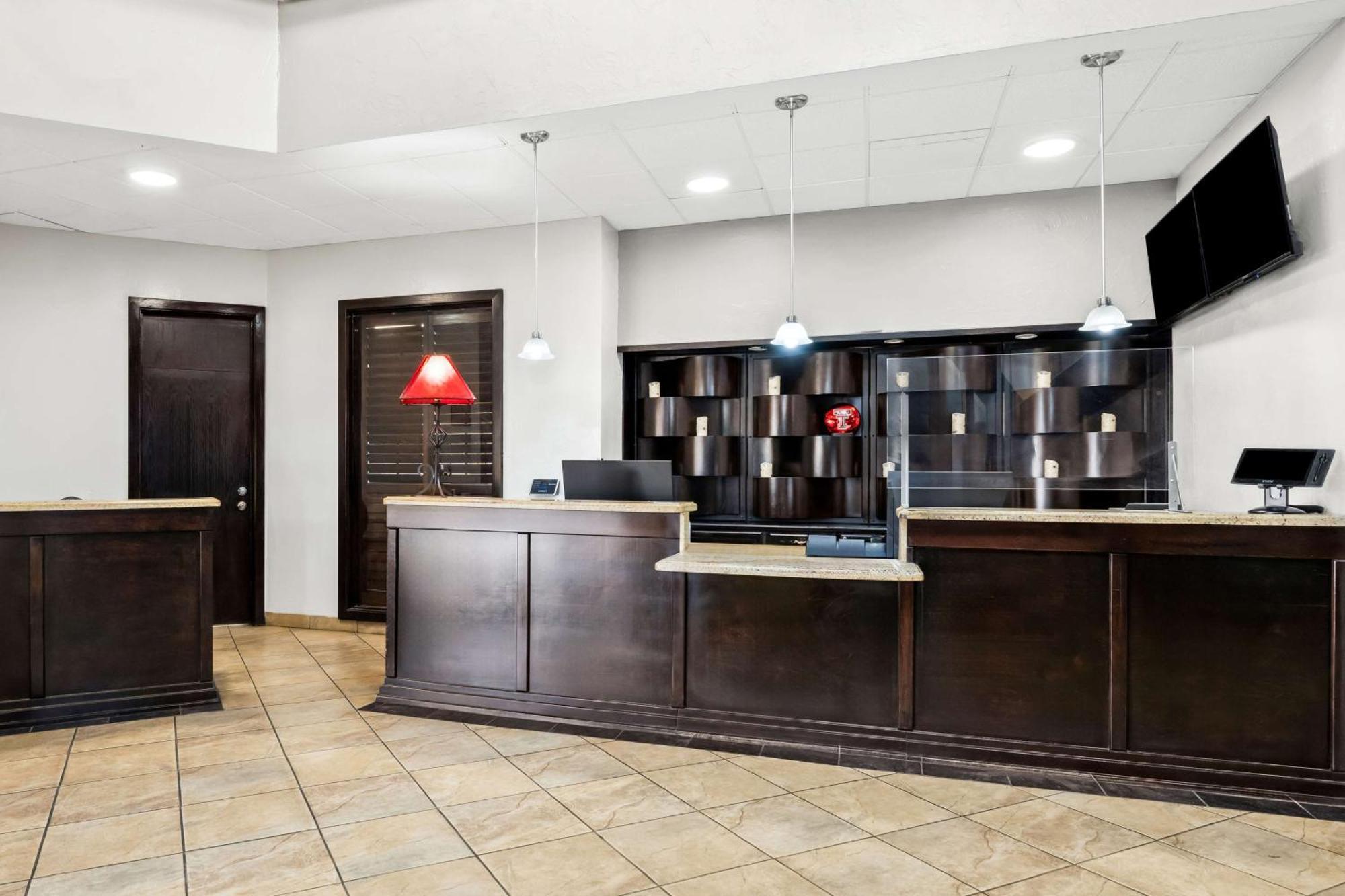 Surestay Plus Hotel By Best Western Lubbock Medical Center Kültér fotó